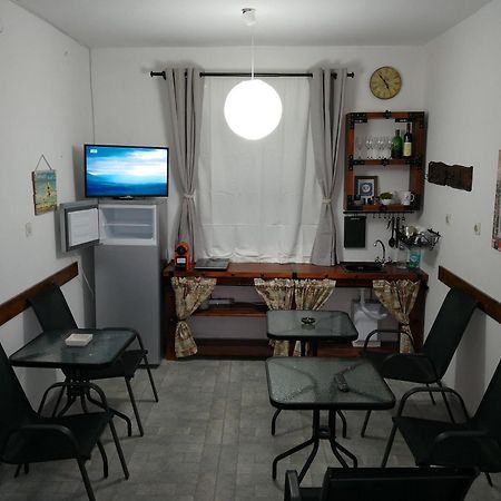 Zemunella Guest House Herceg Novi Esterno foto
