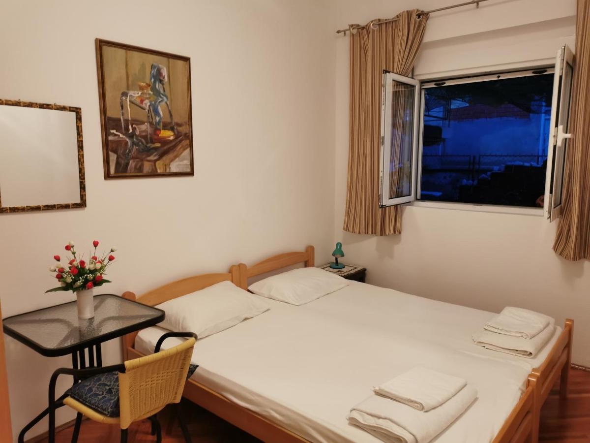 Zemunella Guest House Herceg Novi Esterno foto