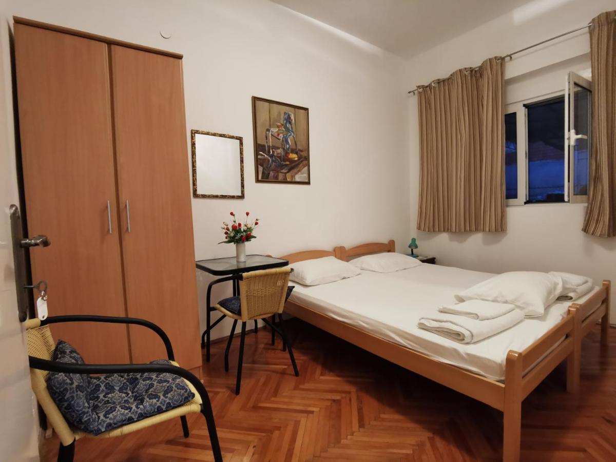 Zemunella Guest House Herceg Novi Esterno foto