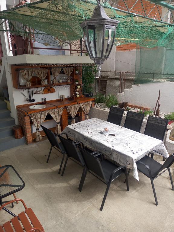 Zemunella Guest House Herceg Novi Esterno foto