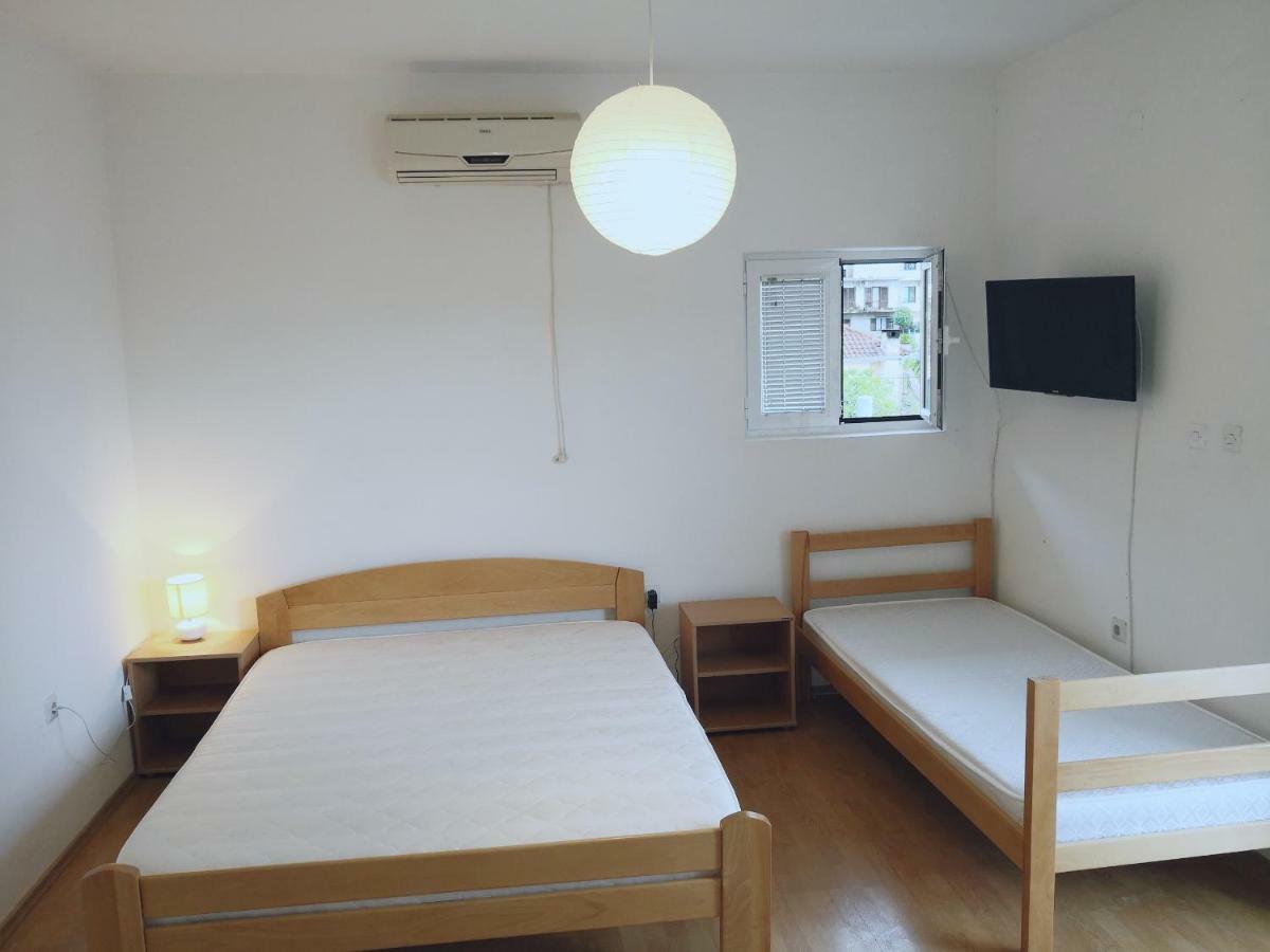 Zemunella Guest House Herceg Novi Esterno foto