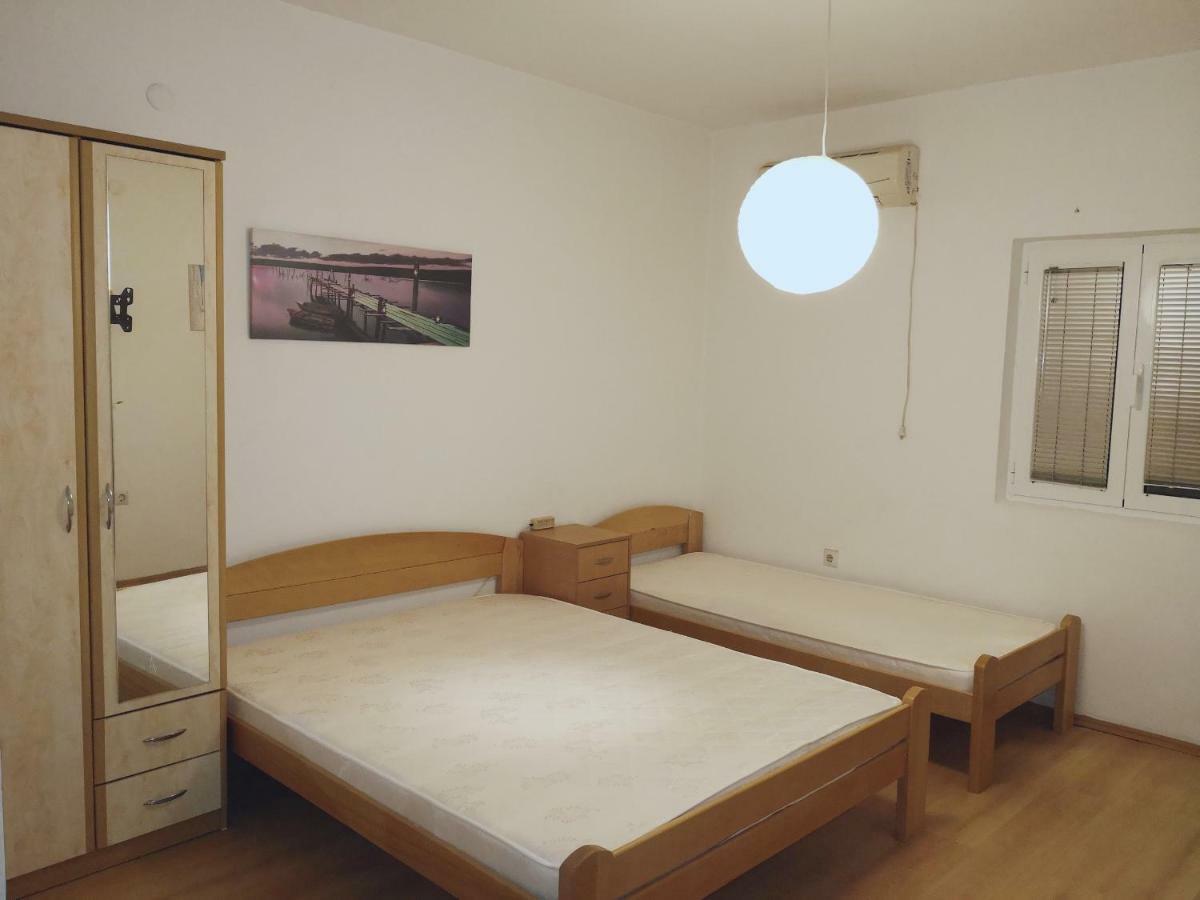 Zemunella Guest House Herceg Novi Esterno foto