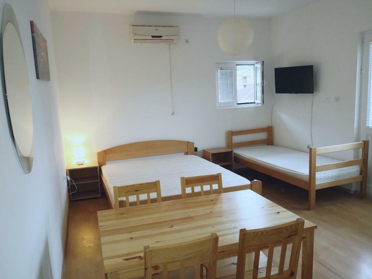 Zemunella Guest House Herceg Novi Esterno foto