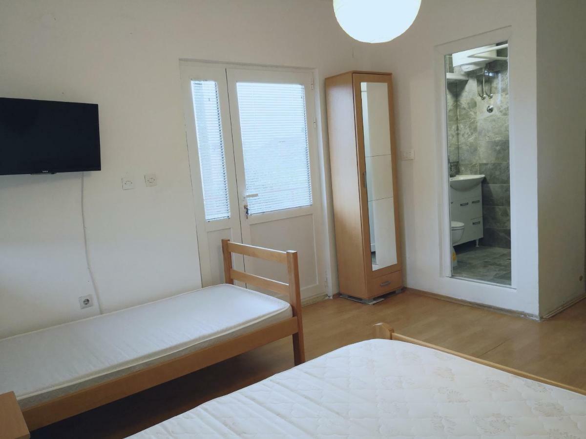 Zemunella Guest House Herceg Novi Esterno foto