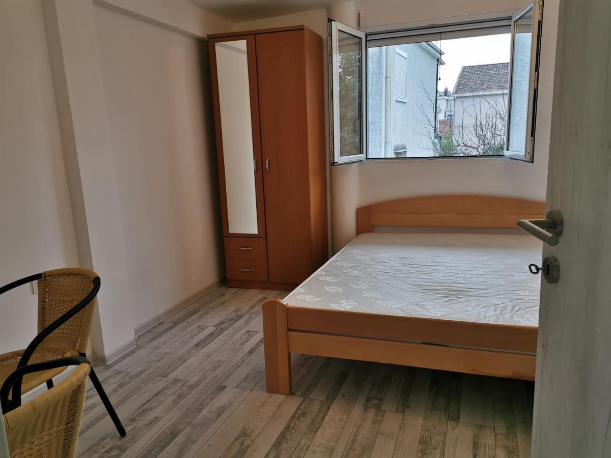 Zemunella Guest House Herceg Novi Esterno foto